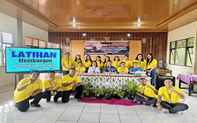 HARI BELAJAR GURU SMP SANTA MARIA “Kelas Berenergi: Menggerakkan Pikiran, Menghidupkan Pembelajaran” Bersama David Aris Raharja